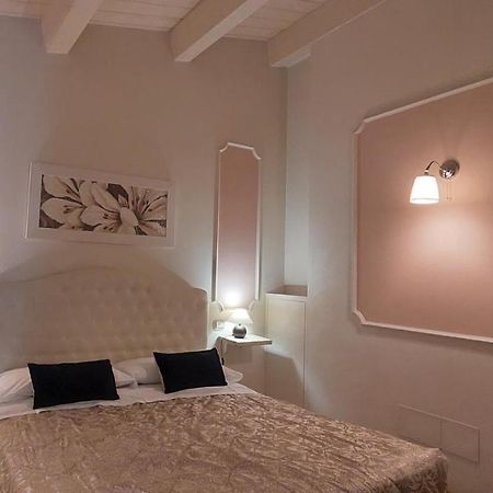 伊尔短笛吉廖住宿加早餐旅馆 Porto SantʼElpidio 外观 照片