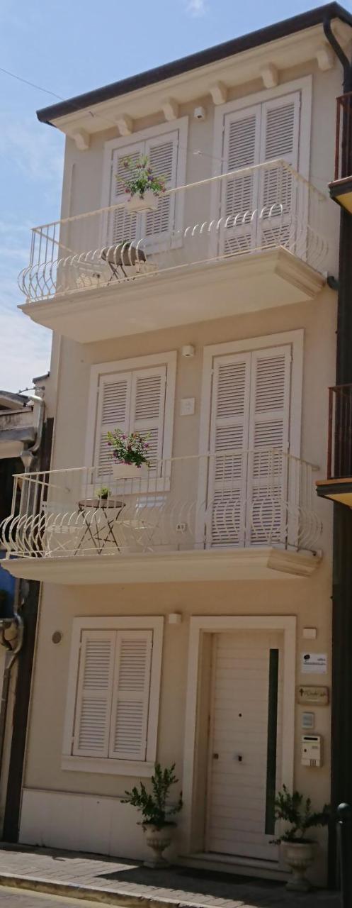 伊尔短笛吉廖住宿加早餐旅馆 Porto SantʼElpidio 外观 照片
